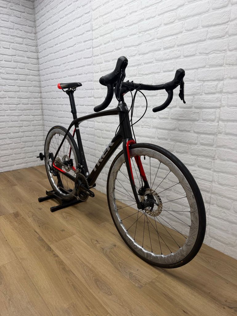 Used Trek Domane SL 5 2020 2020 Road & Gravel, Black — image 2 of 6