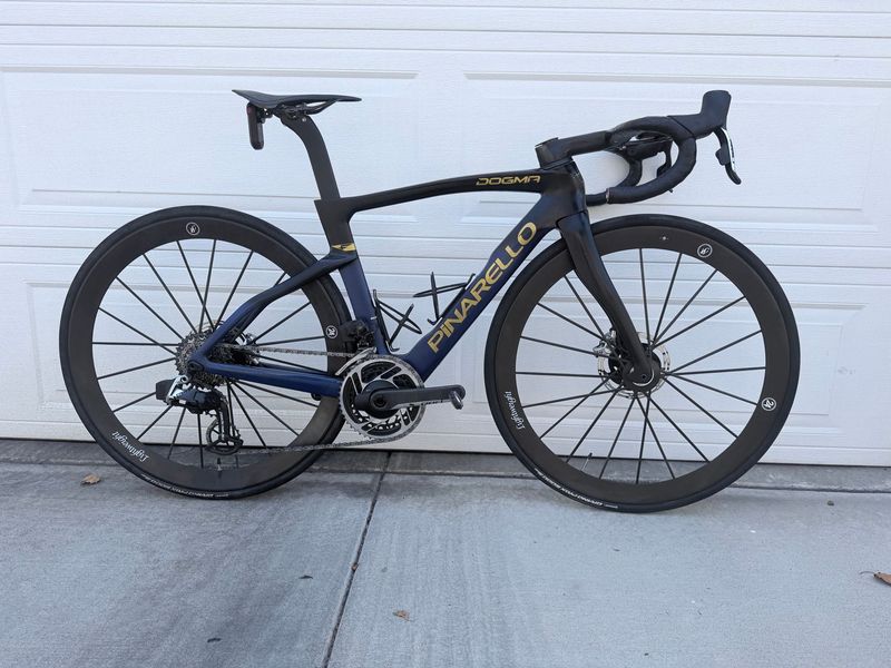 Used Pinarello Dogma SRAM Red eTap AXS 2024 Road & Gravel