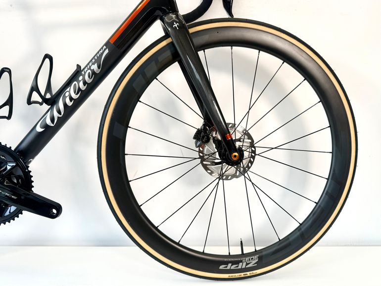 Brugt Wilier VERTICALE Shimano Dura Ace Di2 2026 Road & Gravel — billede 7 af 9
