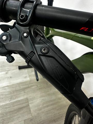 Used GT Sensor Carbon Expert 2020 2020 Mountainbike, Green, 29 — image 2 of 6