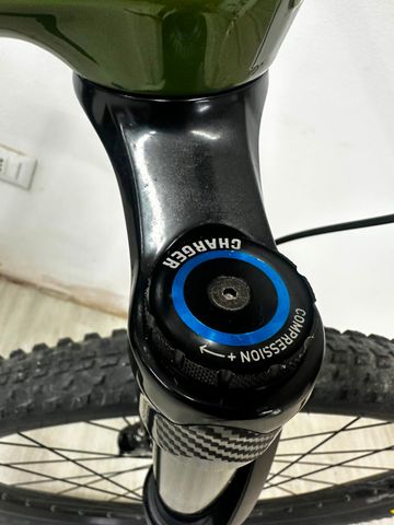 Used GT Sensor Carbon Expert 2020 2020 Mountainbike, Green, 29 — image 3 of 6