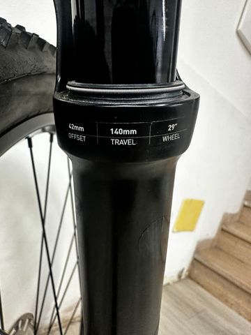 Used GT Sensor Carbon Expert 2020 2020 Mountainbike, Green, 29 — image 6 of 6
