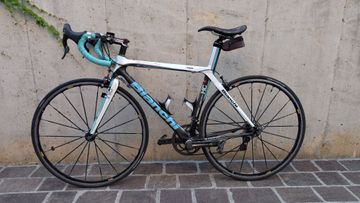 Used Bianchi Super Leggera 928 HC - Campagnolo Super Record 11v CULT 2010 Road & Gravel