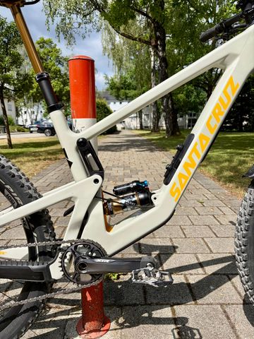 Brugt Santa Cruz Bronson V4.1 Custom Build 2025 Mountainbike — billede 3 af 15