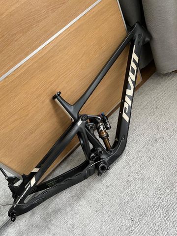 Used Pivot Switchblade +7, Frame 2025 Frameset 2025 MTB