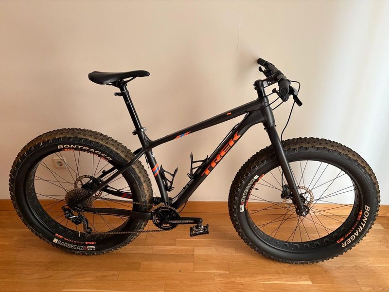 Used Trek Farley 5 2017 2017 MTB