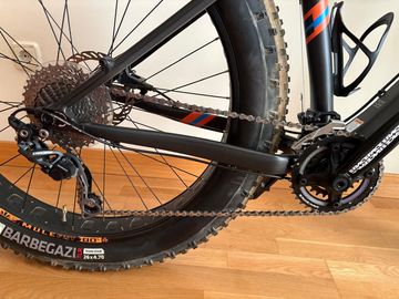 Used Trek Farley 5 2017 2017 Mountainbike, Black, 26 — image 3 of 5