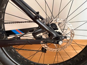 Used Trek Farley 5 2017 2017 Mountainbike, Black, 26 — image 4 of 5