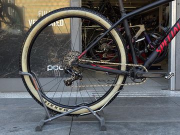 Tweedehands Specialized Men's Epic Hardtail Comp 2018 2018 Mountainbike — afbeelding 2 van 2