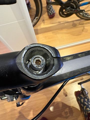 Used CUBE C:68 Lightning 2016 Road & Gravel, Black — image 8 of 9