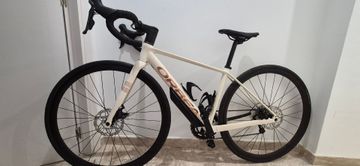 Gebrauchtes Orbea Avant H40 2025 2025 Road & Gravel, Weiß — Bild 1 von 10