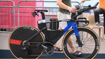 Käytetty BMC Speedmachine Shimano Ultegra Di2 2026 Road & Gravel — kuva 2 / 15
