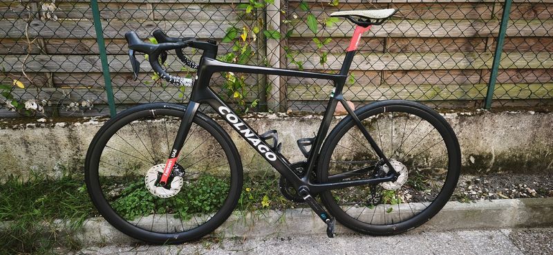 Gebrauchtes Colnago V4Rs Disc Ultegra Di2 8100 w/Fulcrum Racing 600 Wheels 2024 2024 Road & Gravel