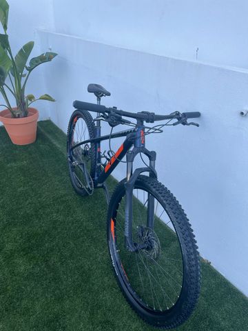 Käytetty KTM MYROON PRO 2022 2022 Mountainbike — kuva 8 / 8