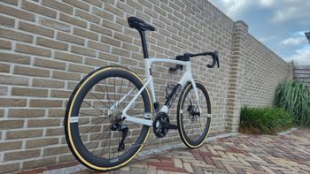 Używany Hermes Custom Shimano 105 2026 Road & Gravel — zdjęcie 3 z 7