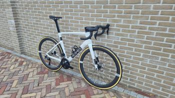 Używany Hermes Custom Shimano 105 2026 Road & Gravel — zdjęcie 4 z 7