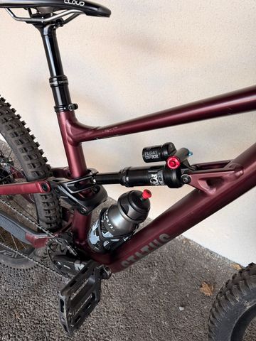 Used Specialized Status 160 2023 2023 Mountainbike, Red, 29, 27.5 — image 4 of 4