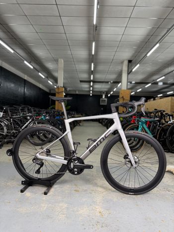 Brugt BMC Roadmachine R01 Di2 2026 Road & Gravel