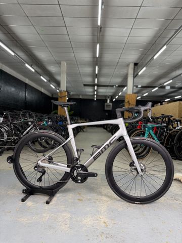 Brugt BMC Roadmachine R01 Di2 2026 Road & Gravel