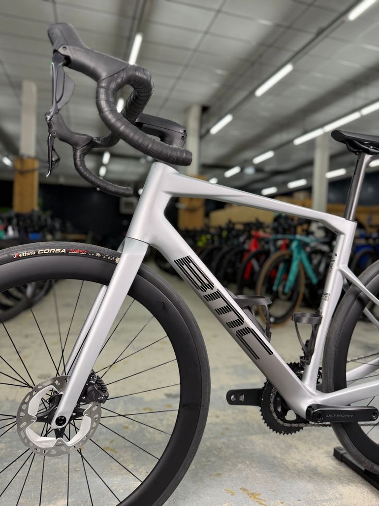Brugt BMC Roadmachine R01 Di2 2026 Road & Gravel — billede 18 af 24