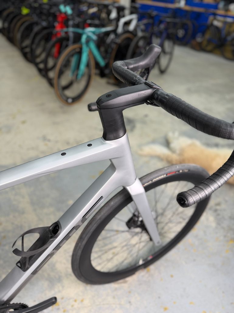 Brugt BMC Roadmachine R01 Di2 2026 Road & Gravel — billede 6 af 24