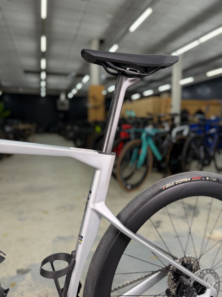 Brugt BMC Roadmachine R01 Di2 2026 Road & Gravel — billede 20 af 24