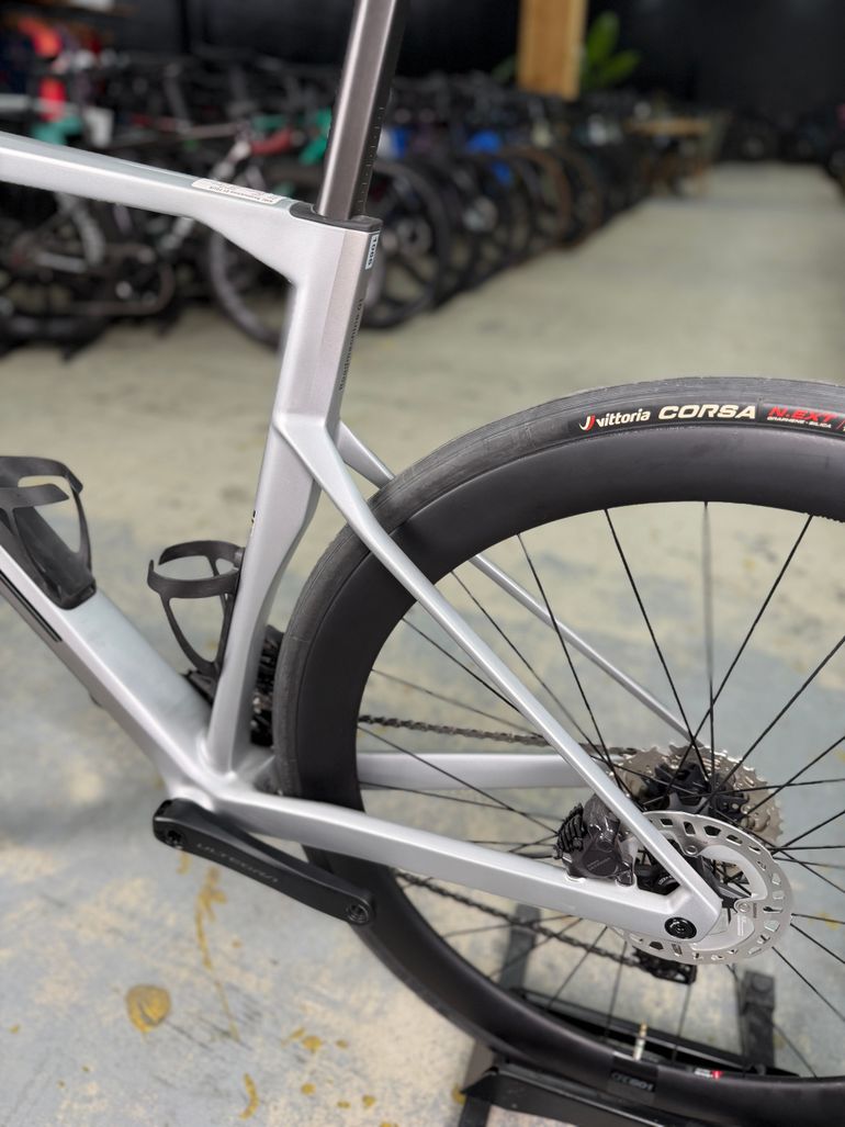 Brugt BMC Roadmachine R01 Di2 2026 Road & Gravel — billede 22 af 24