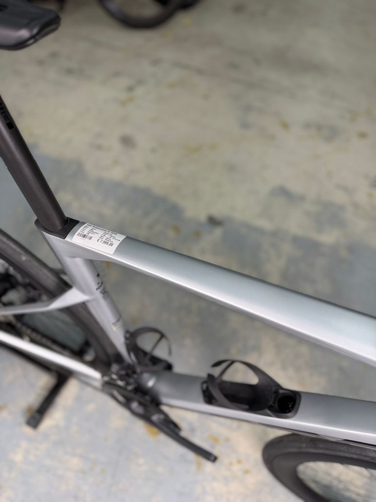 Brugt BMC Roadmachine R01 Di2 2026 Road & Gravel — billede 14 af 24