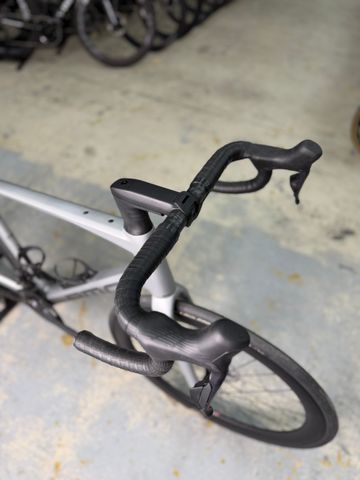 Brugt BMC Roadmachine R01 Di2 2026 Road & Gravel — billede 5 af 24