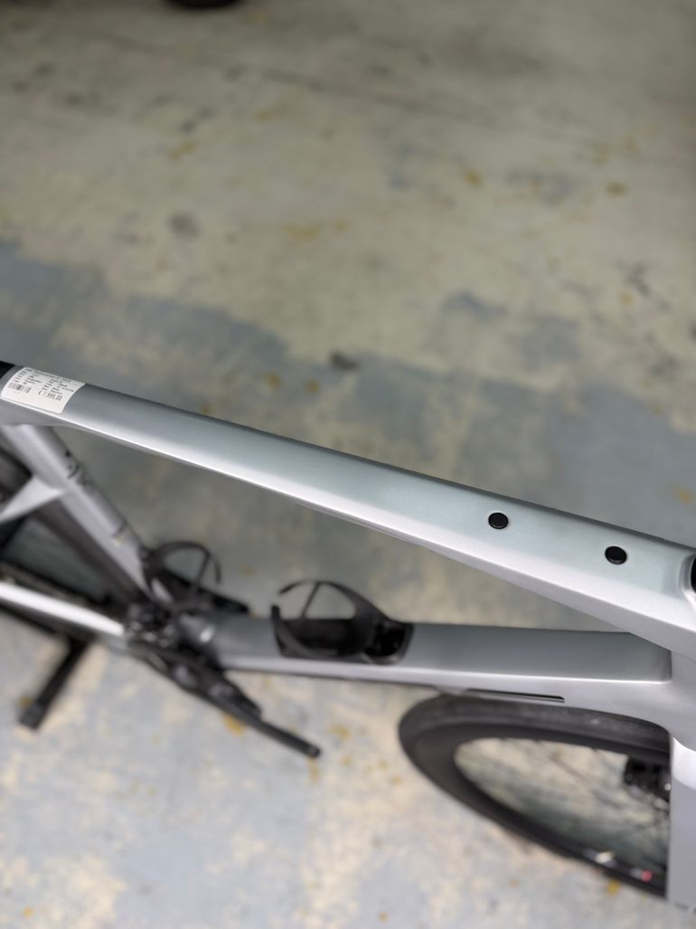 Brugt BMC Roadmachine R01 Di2 2026 Road & Gravel — billede 13 af 24