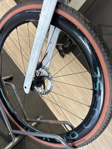 Used Bianchi Impulso RC 2026 2026 Road & Gravel, White — image 7 of 8