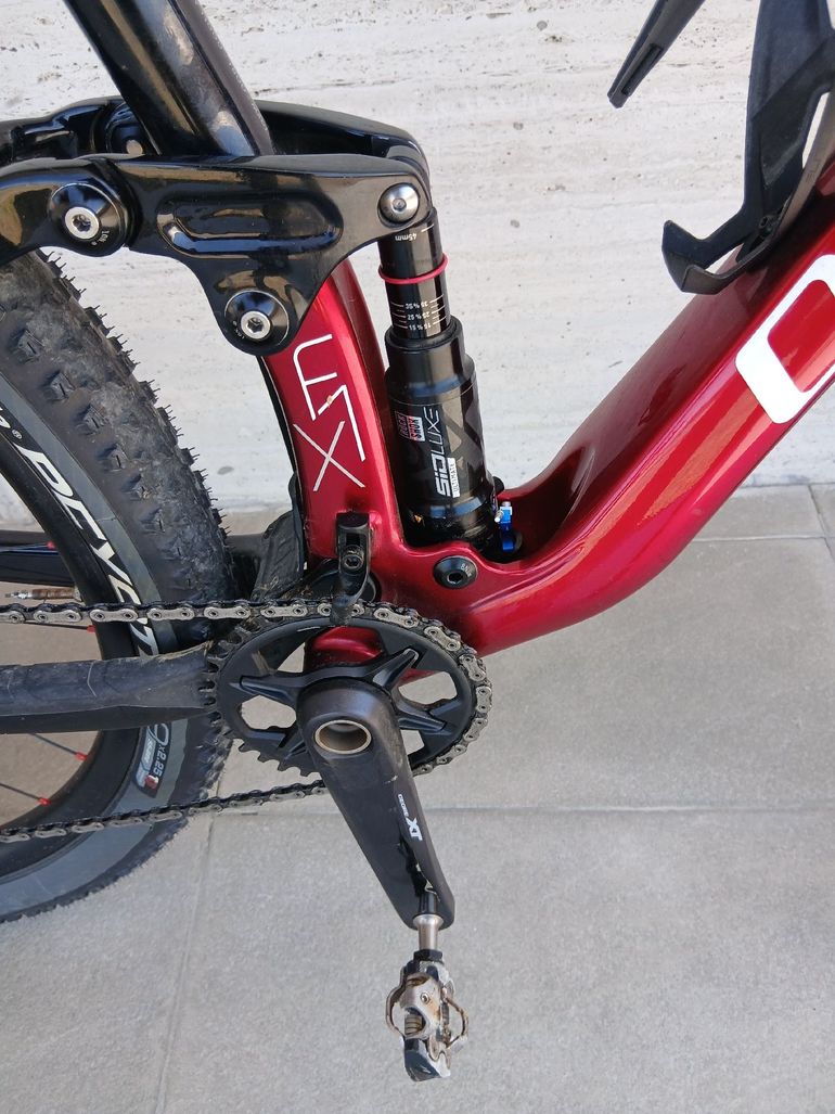 Used Olympia Custom Shimano Deore XT 2023 Mountainbike, Red — image 7 of 8