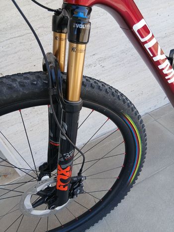 Used Olympia Custom Shimano Deore XT 2023 Mountainbike, Red — image 4 of 8