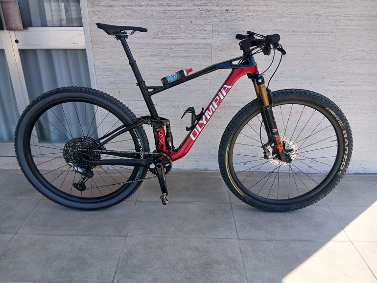 Used Olympia Custom Shimano Deore XT 2023 Mountainbike, Red — image 2 of 8
