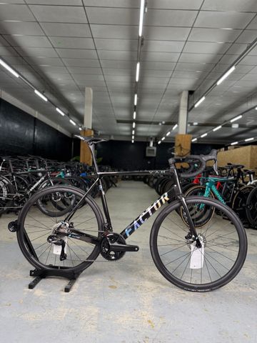 Used Factor O2 VAM Shimano Ultegra Di2 8170 2023 2023 Road & Gravel