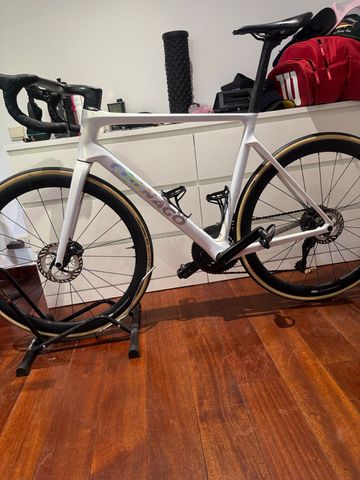 Brugt Colnago V4Rs Shimano Ultegra Di2 2025 2025 Road & Gravel