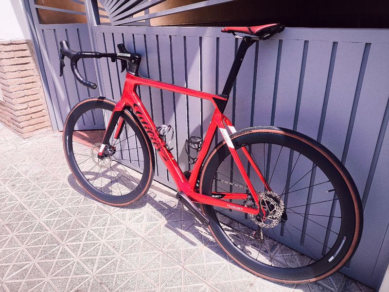 Used Wilier Filante Shimano Ultegra Di2 2024 Road & Gravel, Red — image 8 of 9