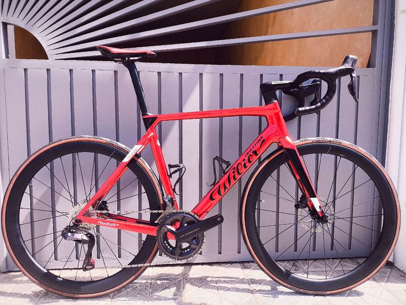 Used Wilier Filante Shimano Ultegra Di2 2024 Road & Gravel, Red — image 1 of 9