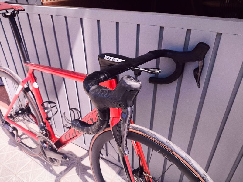 Used Wilier Filante Shimano Ultegra Di2 2024 Road & Gravel, Red — image 9 of 9