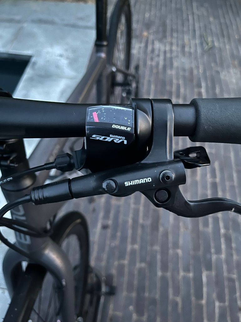 Used BMC Alpenchallenge Shimano Ultegra 2021 Road & Gravel, Light Gray — image 8 of 14