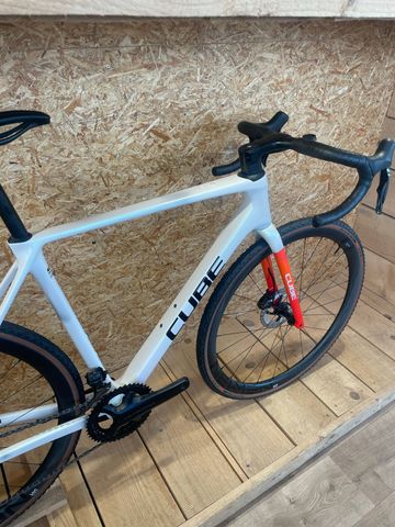 Gebrauchtes CUBE Cross Race Shimano Ultegra Di2 2026 Road & Gravel, Weiß — Bild 7 von 8