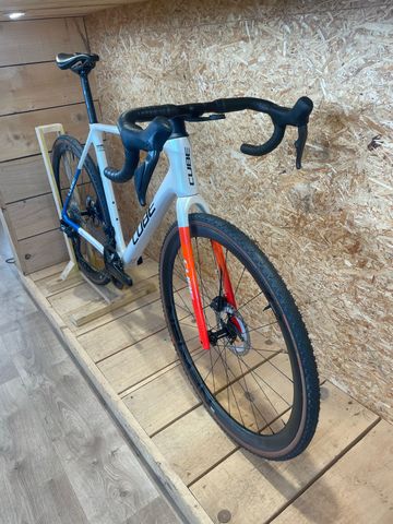 Gebrauchtes CUBE Cross Race Shimano Ultegra Di2 2026 Road & Gravel, Weiß — Bild 8 von 8