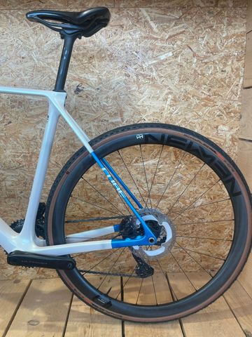 Gebrauchtes CUBE Cross Race Shimano Ultegra Di2 2026 Road & Gravel, Weiß — Bild 5 von 8