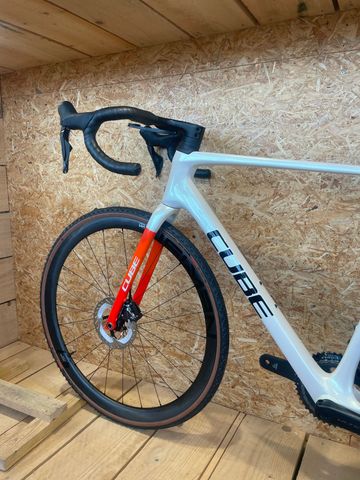 Gebrauchtes CUBE Cross Race Shimano Ultegra Di2 2026 Road & Gravel, Weiß — Bild 4 von 8