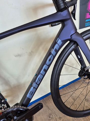 Used Bianchi Specialissima COMP 2026 2026 Road & Gravel, Purple — image 2 of 3