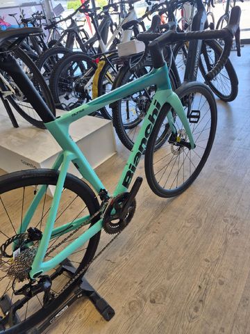 Brugt Bianchi Oltre Race 105 2025 2025 Road & Gravel — billede 2 af 3