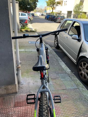 Used Haibike HardNine 6 2024 2024 Mountainbike, Light Gray, 29 — image 7 of 13
