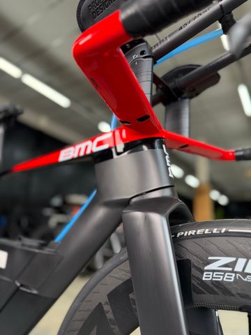 Used BMC Speedmachine 01 LTD 2024 2024 Road & Gravel, Black — image 6 of 24