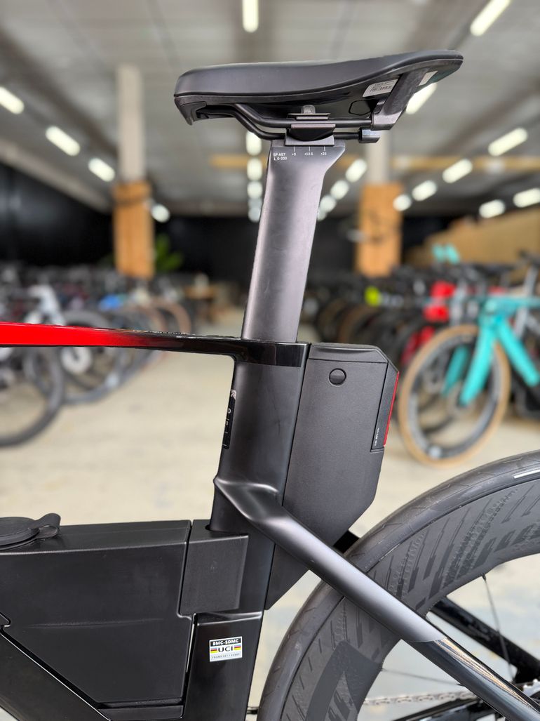 Used BMC Speedmachine 01 LTD 2024 2024 Road & Gravel, Black — image 21 of 24