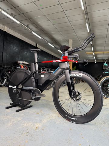 Used BMC Speedmachine 01 LTD 2024 2024 Road & Gravel, Black — image 2 of 24